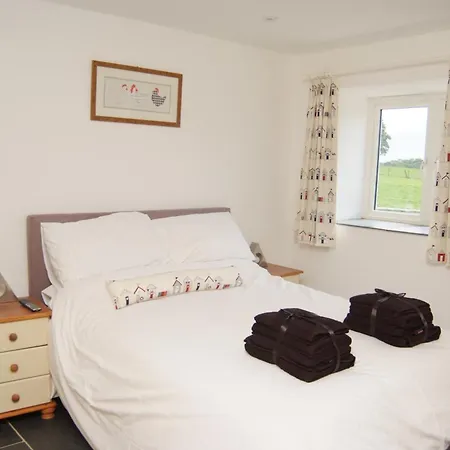 Holiday home Morvoren